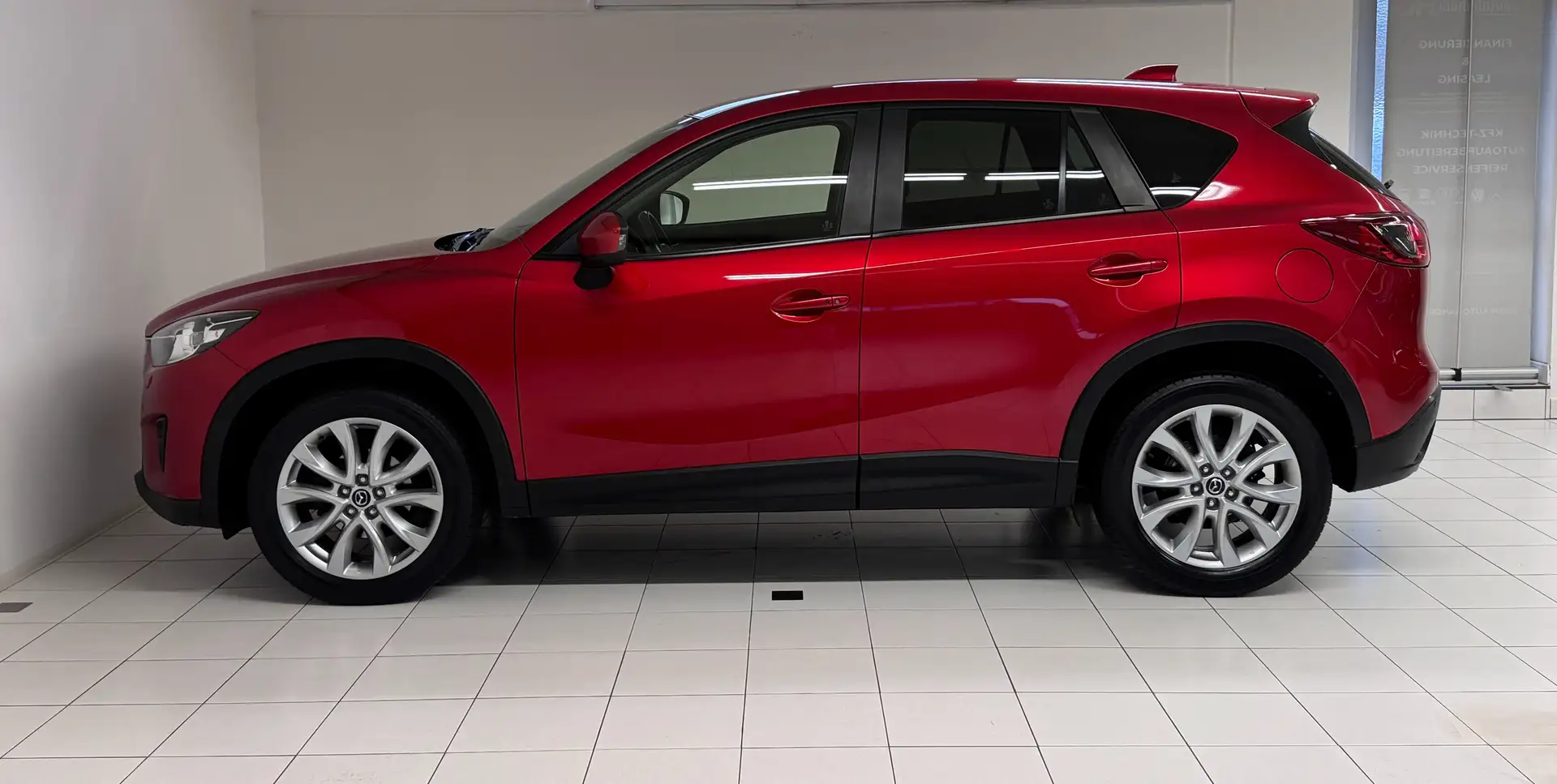 Vehicle image, number 6