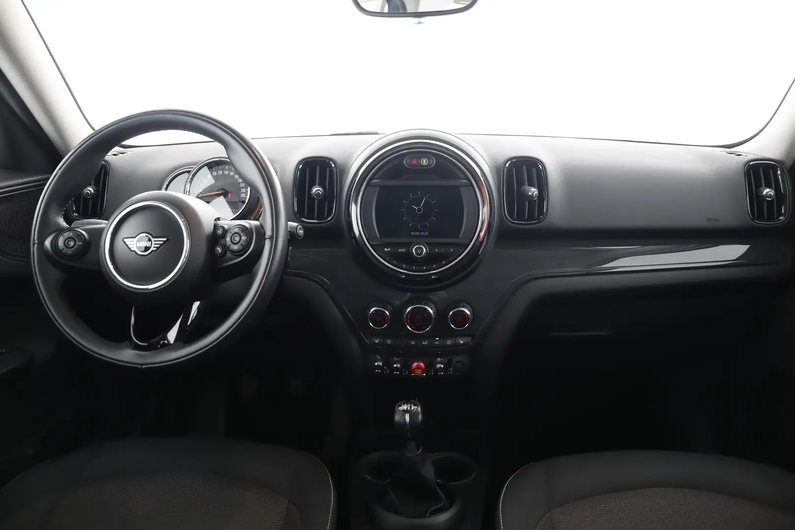 Vehicle image, number 9