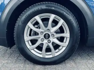 Vehicle image thumbnail, number 8