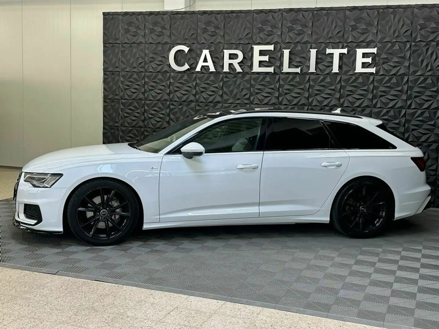 Vehicle image, number 5