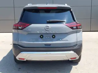 Vehicle image thumbnail, number 4