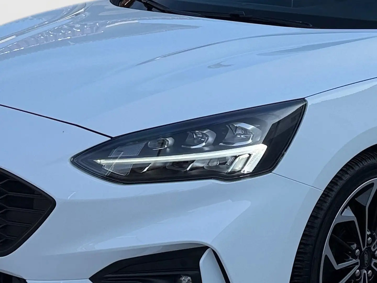 Vehicle image, number 13