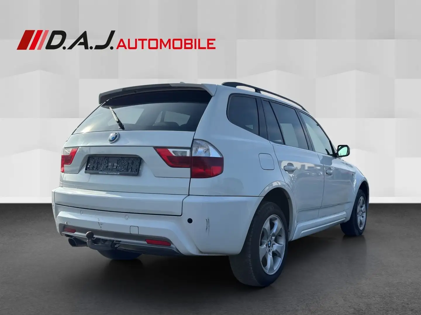 Vehicle image, number 5
