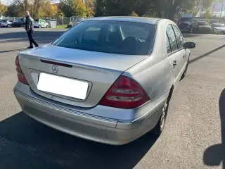 Vehicle image thumbnail, number 10