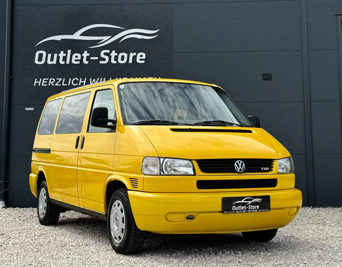 Vehicle image, number 1