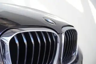 Vehicle image thumbnail, number 6