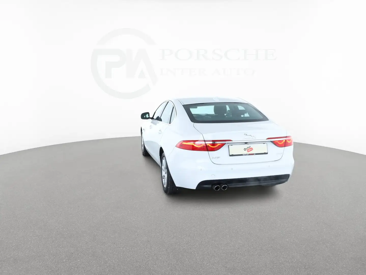 Vehicle image, number 2