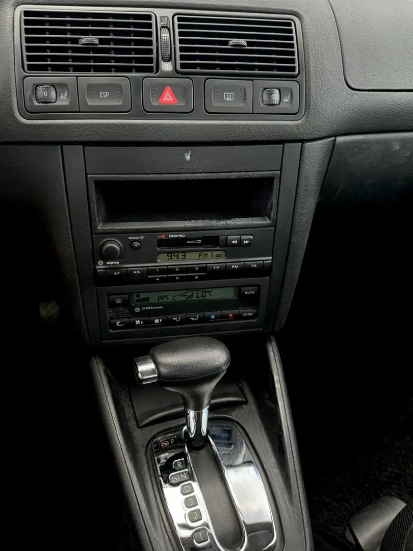 Vehicle image, number 13