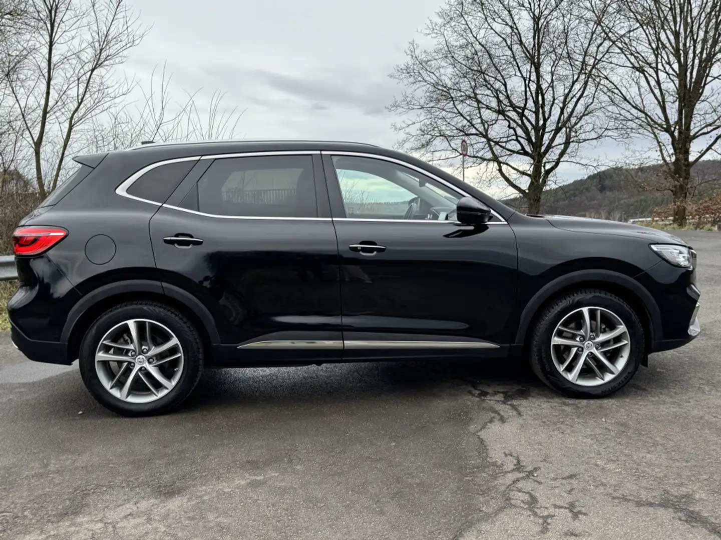 Vehicle image, number 8