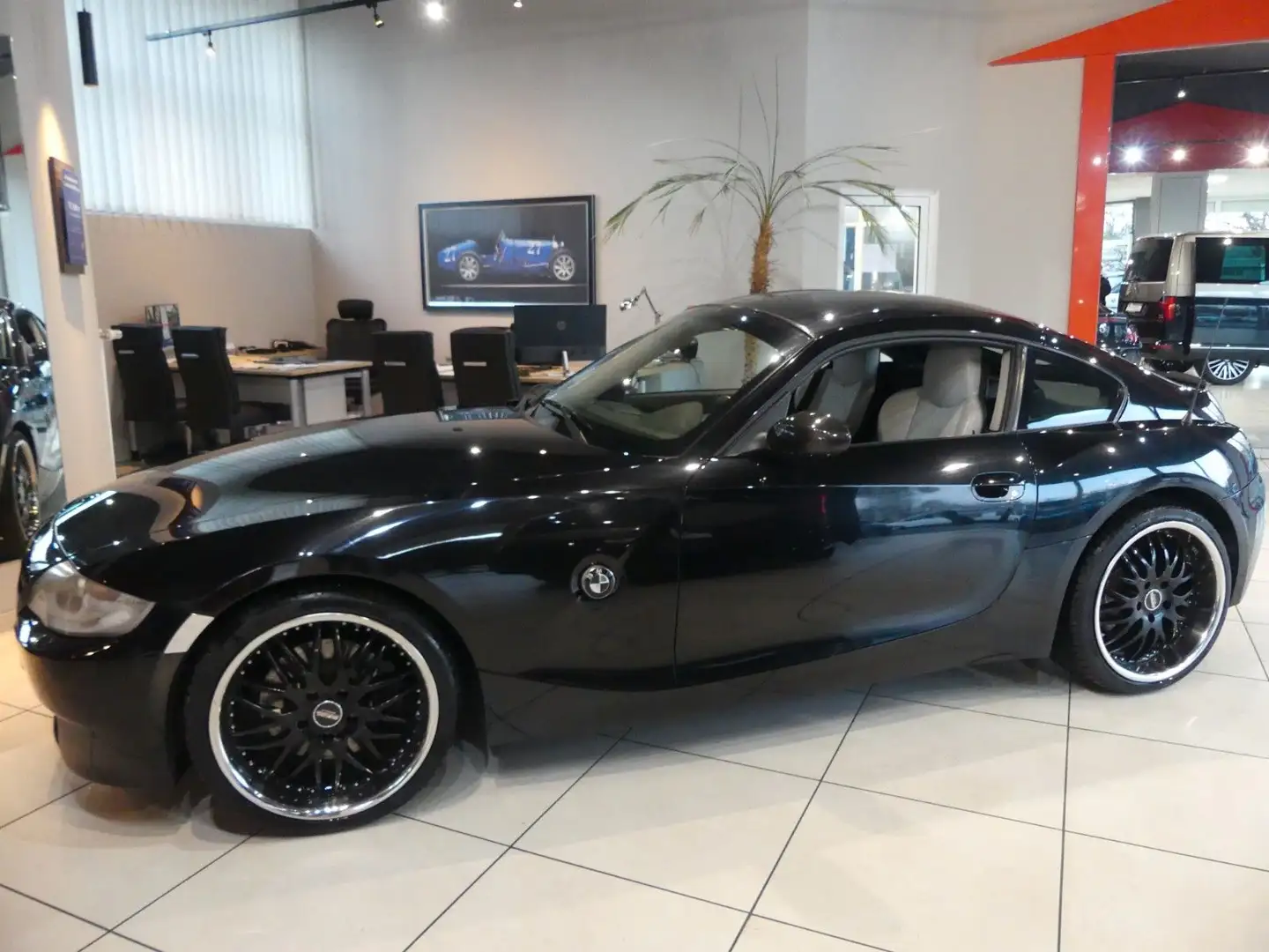 Vehicle image, number 1