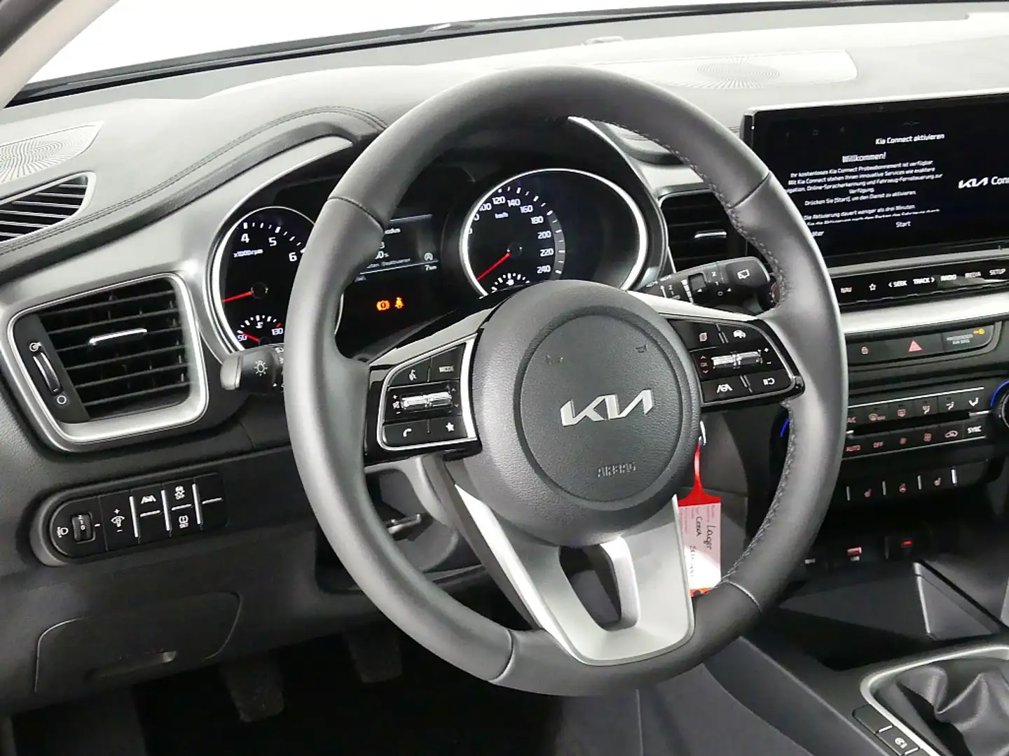 Vehicle image, number 10