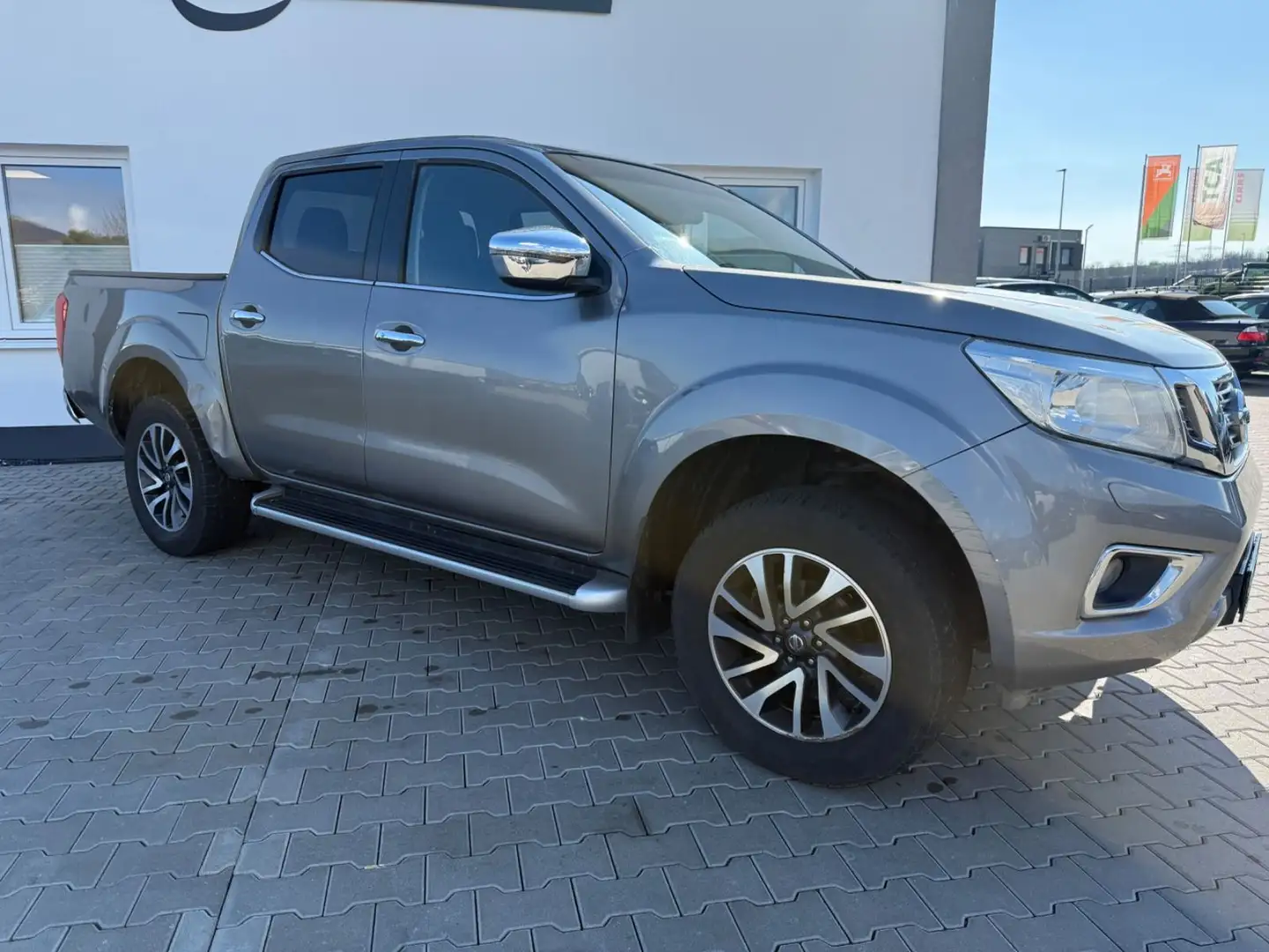 Vehicle image, number 4