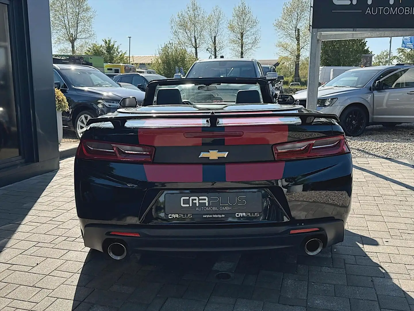 Vehicle image, number 8