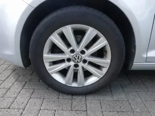 Vehicle image thumbnail, number 8