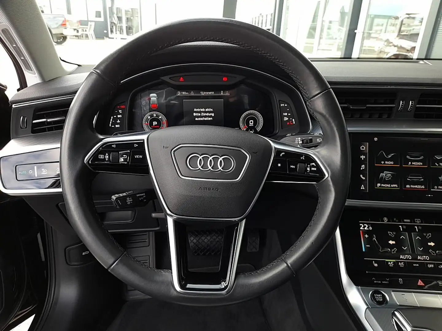 Vehicle image, number 9