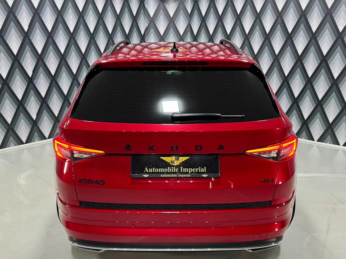 Vehicle image, number 6
