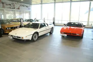 Vehicle image thumbnail, number 8