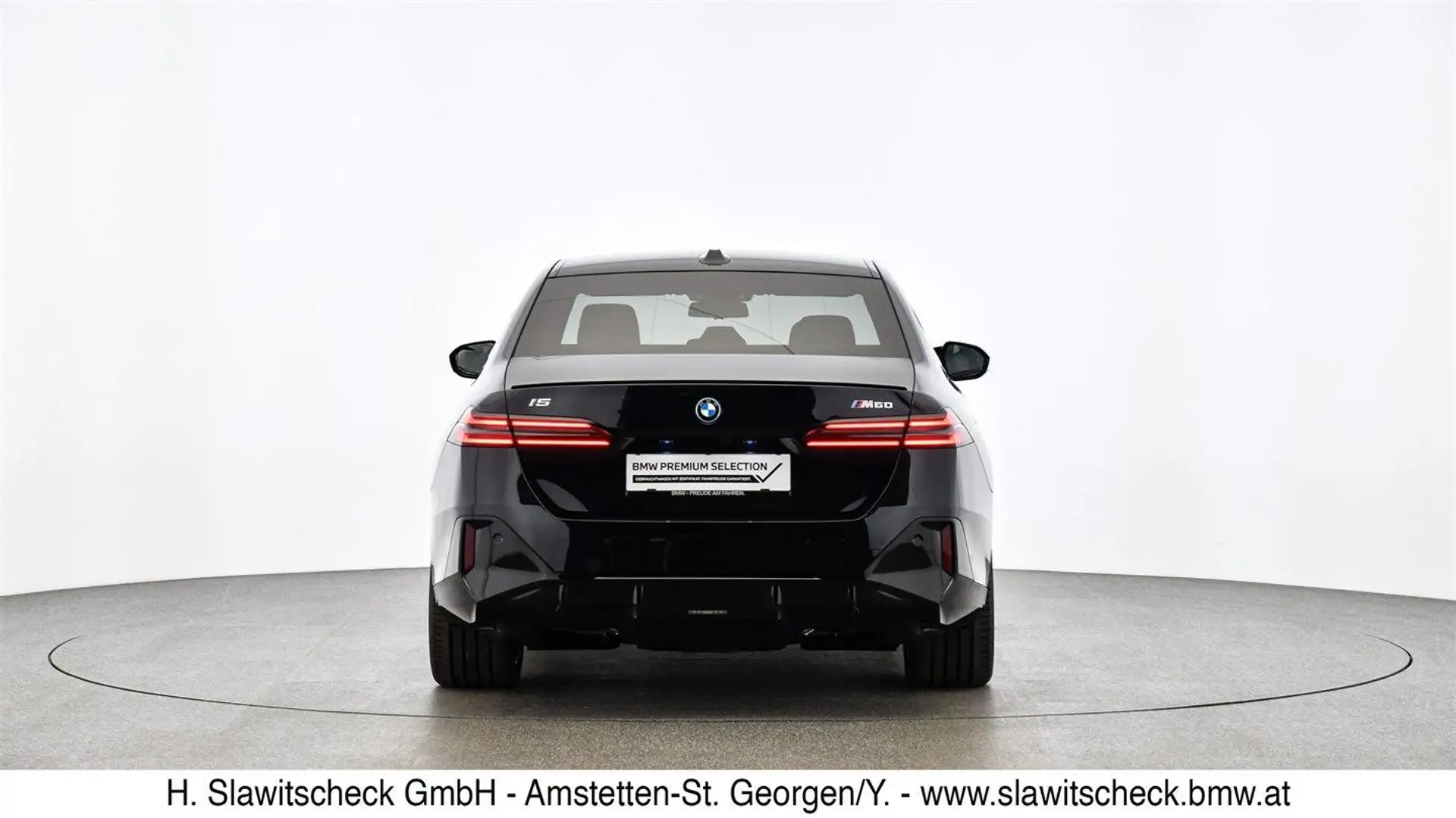Vehicle image, number 4