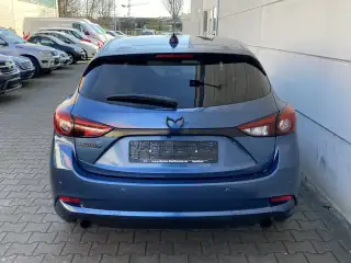 Vehicle image thumbnail, number 9