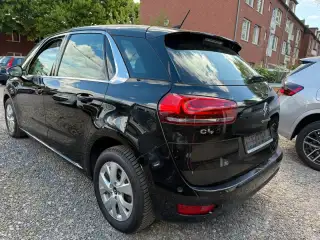 Vehicle image thumbnail, number 6