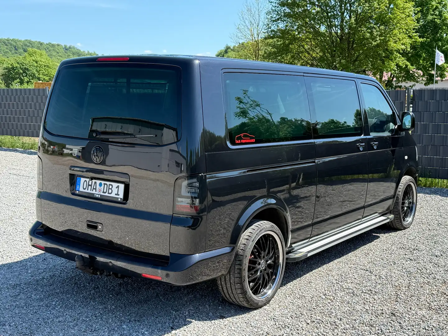 Vehicle image, number 7