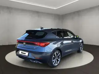 Vehicle image thumbnail, number 5