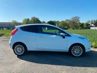 Vehicle image thumbnail, number 7