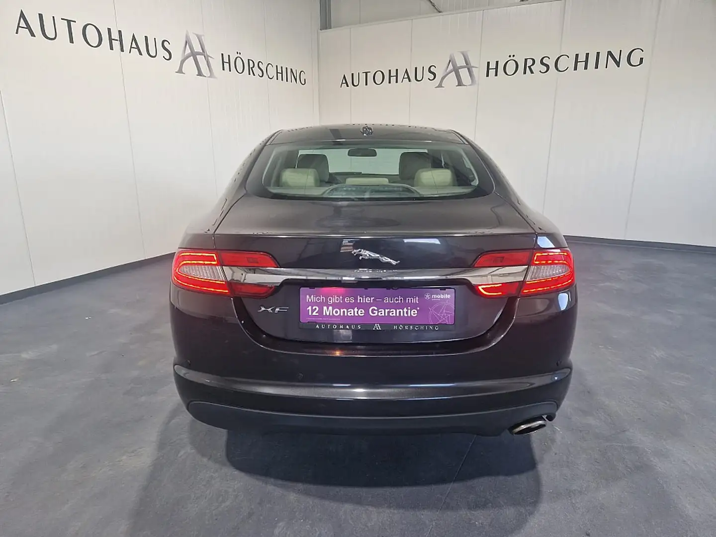 Vehicle image, number 7