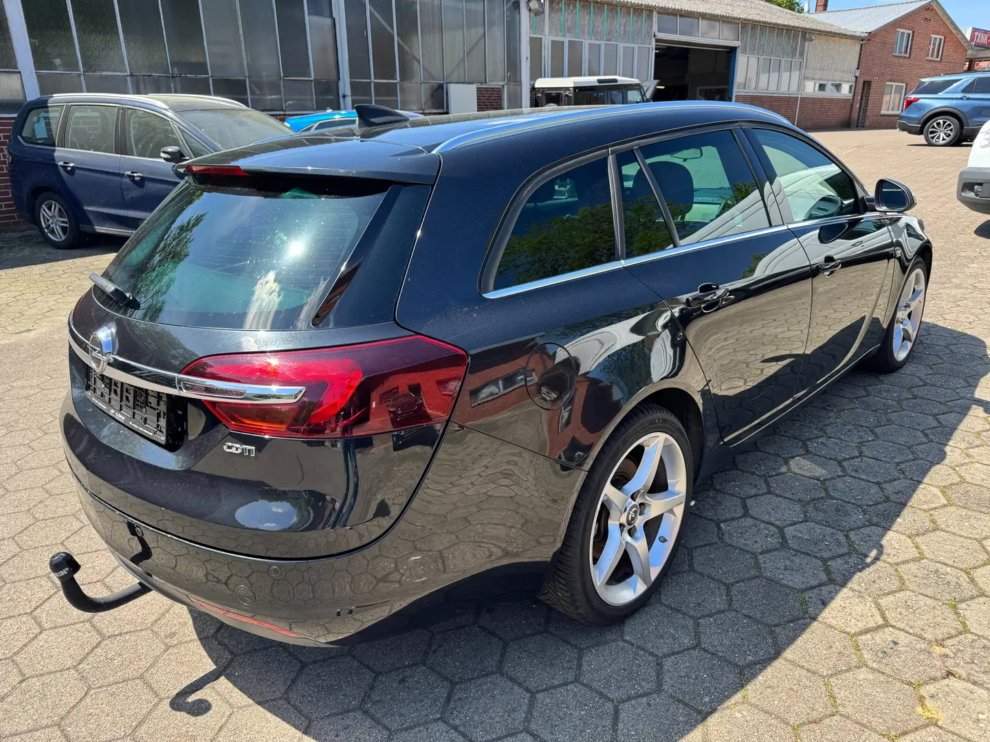 Vehicle image, number 3