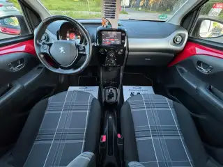 Vehicle image thumbnail, number 13