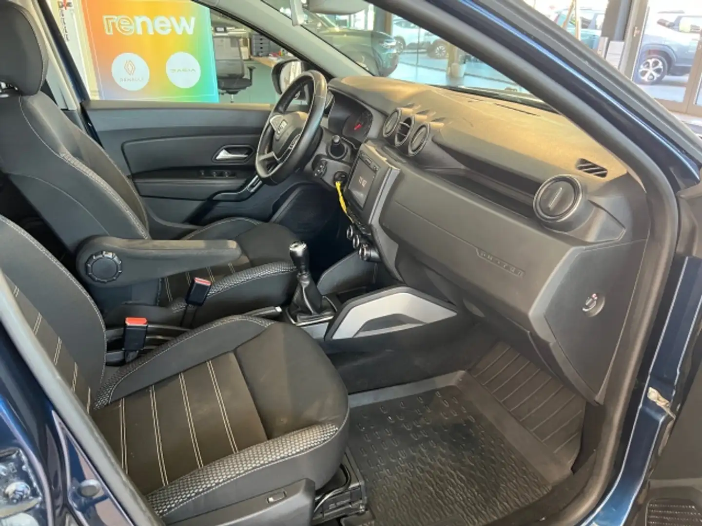 Vehicle image, number 8