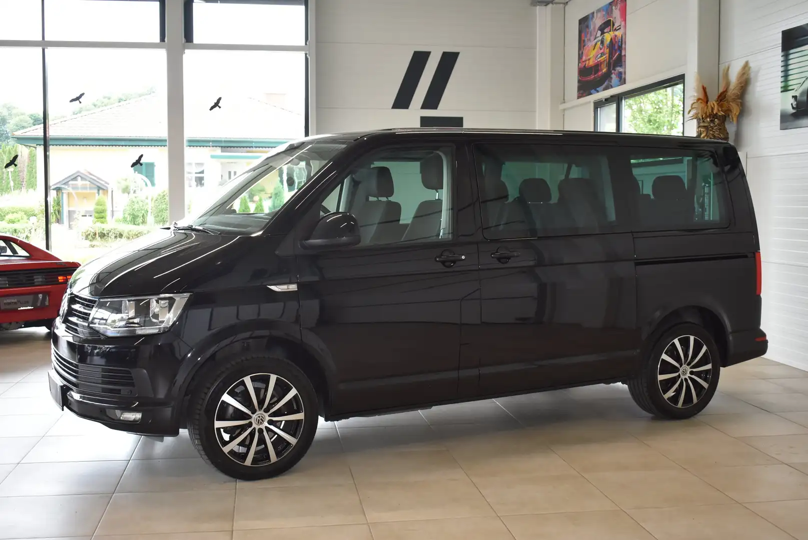 Vehicle image, number 4