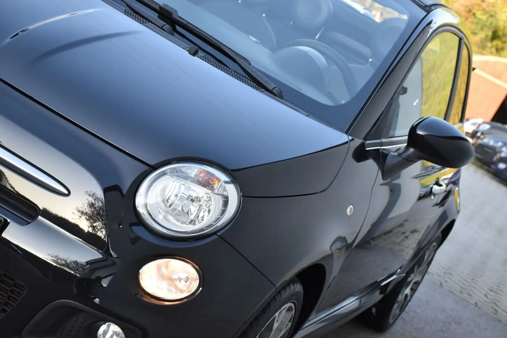 Vehicle image, number 13