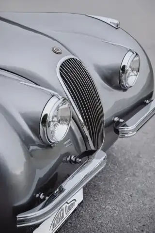 Vehicle image thumbnail, number 8