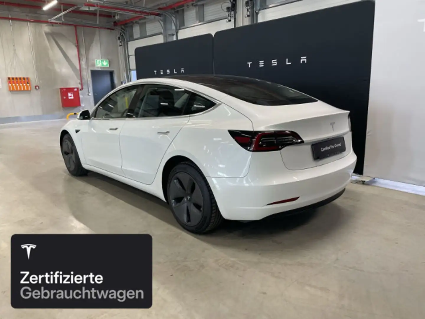 Vehicle image, number 4