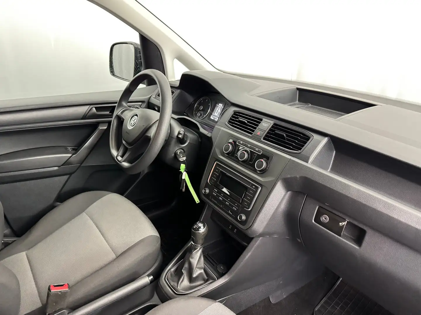 Vehicle image, number 5