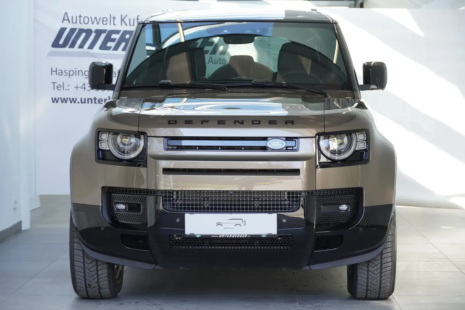 Vehicle image, number 4