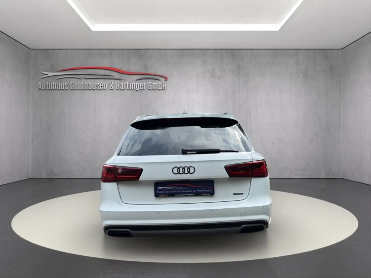 Vehicle image, number 5