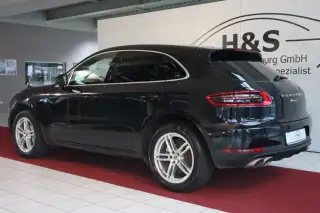 Vehicle image thumbnail, number 3