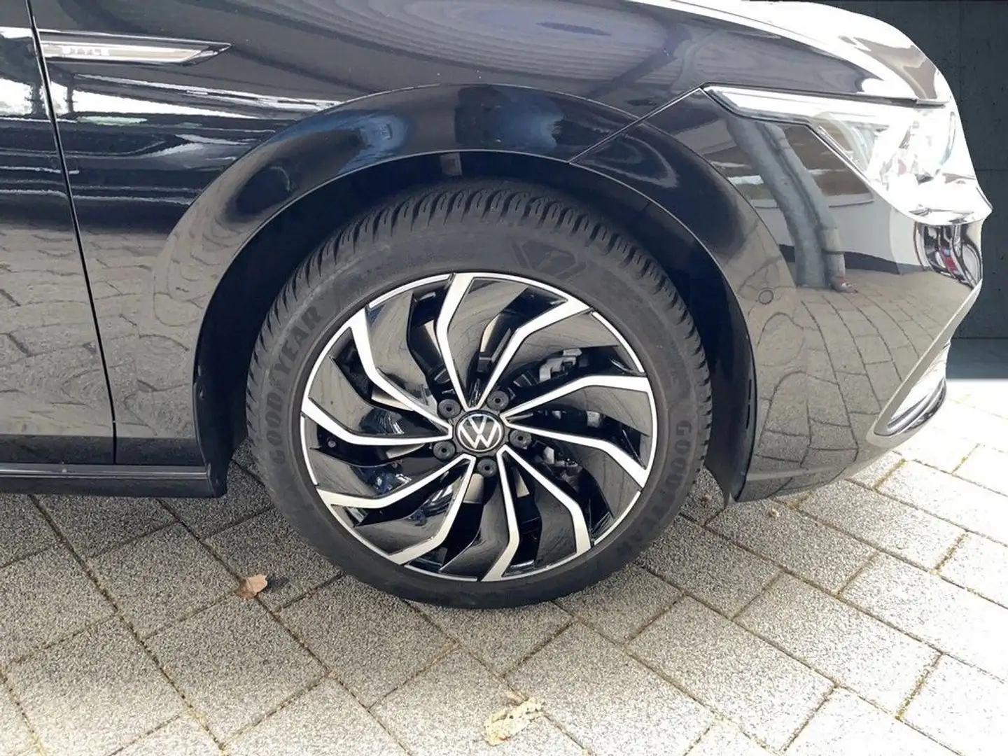 Vehicle image, number 7