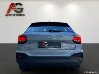 Vehicle image thumbnail, number 6