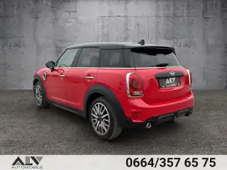 Vehicle image thumbnail, number 3