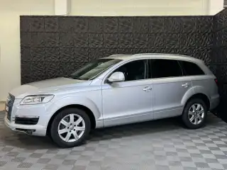 Vehicle image thumbnail, number 6