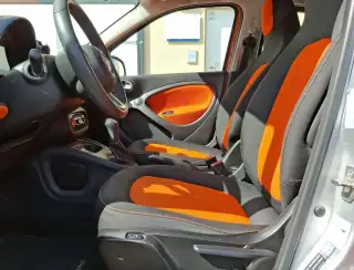 Vehicle image thumbnail, number 9