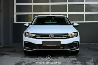 Vehicle image thumbnail, number 3