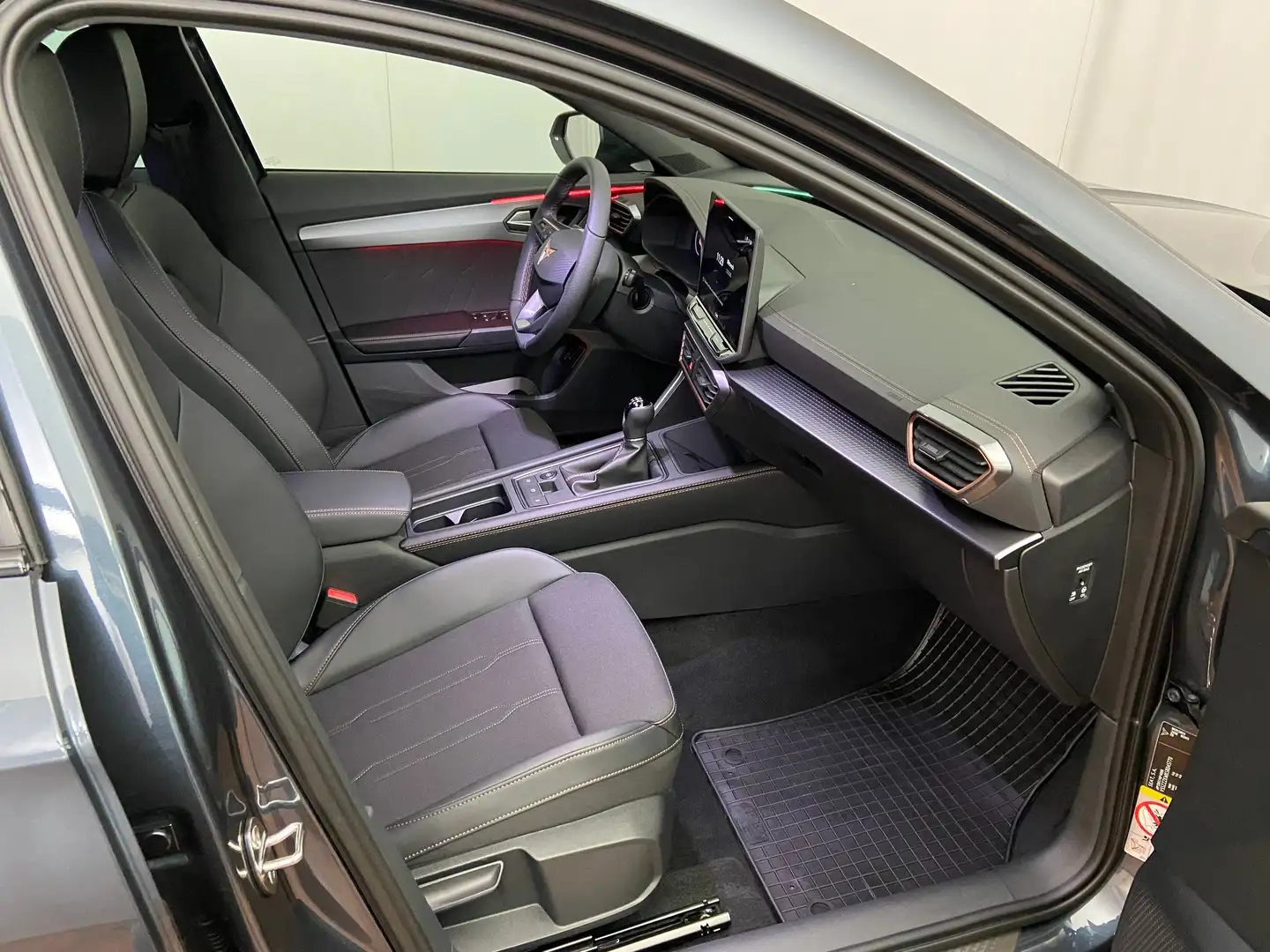 Vehicle image, number 9