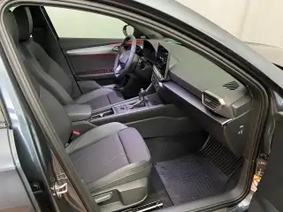 Vehicle image thumbnail, number 9