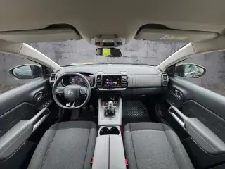 Vehicle image thumbnail, number 9