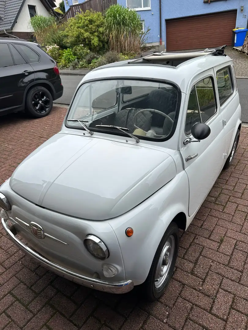 Vehicle image, number 1