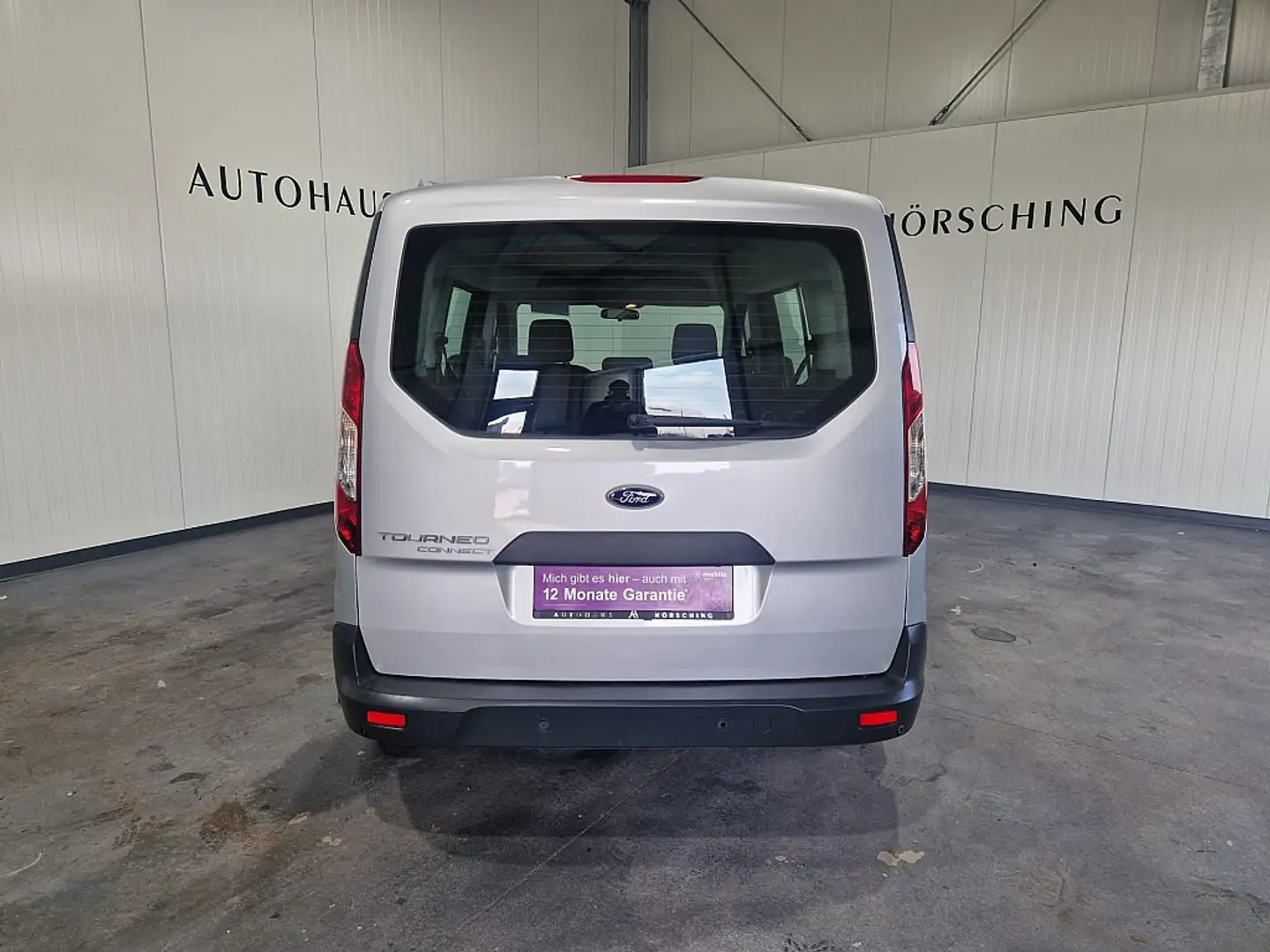 Vehicle image, number 5